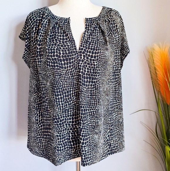 Banana Republic, New Animal Leopard Print Pleated Jersey Blouse Shirt Size XL - Picture 2 of 12